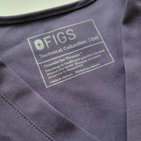 Sold!Figs Purple Shadow Catarina top,XXS - Picture 3 of 5